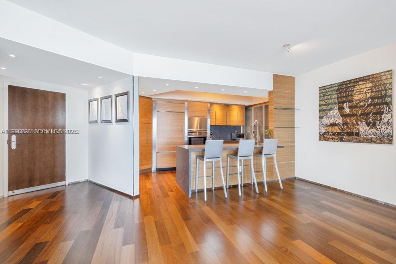 450 Alton Rd, Unit 3303, Miami Beach, FL 33139 Photo