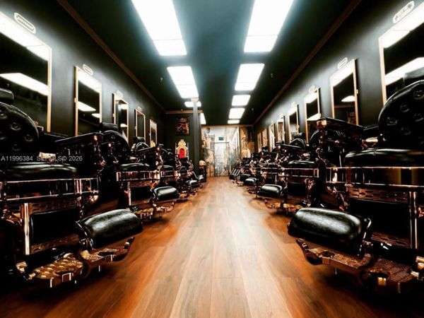 40 6794, Miami, FL 33155