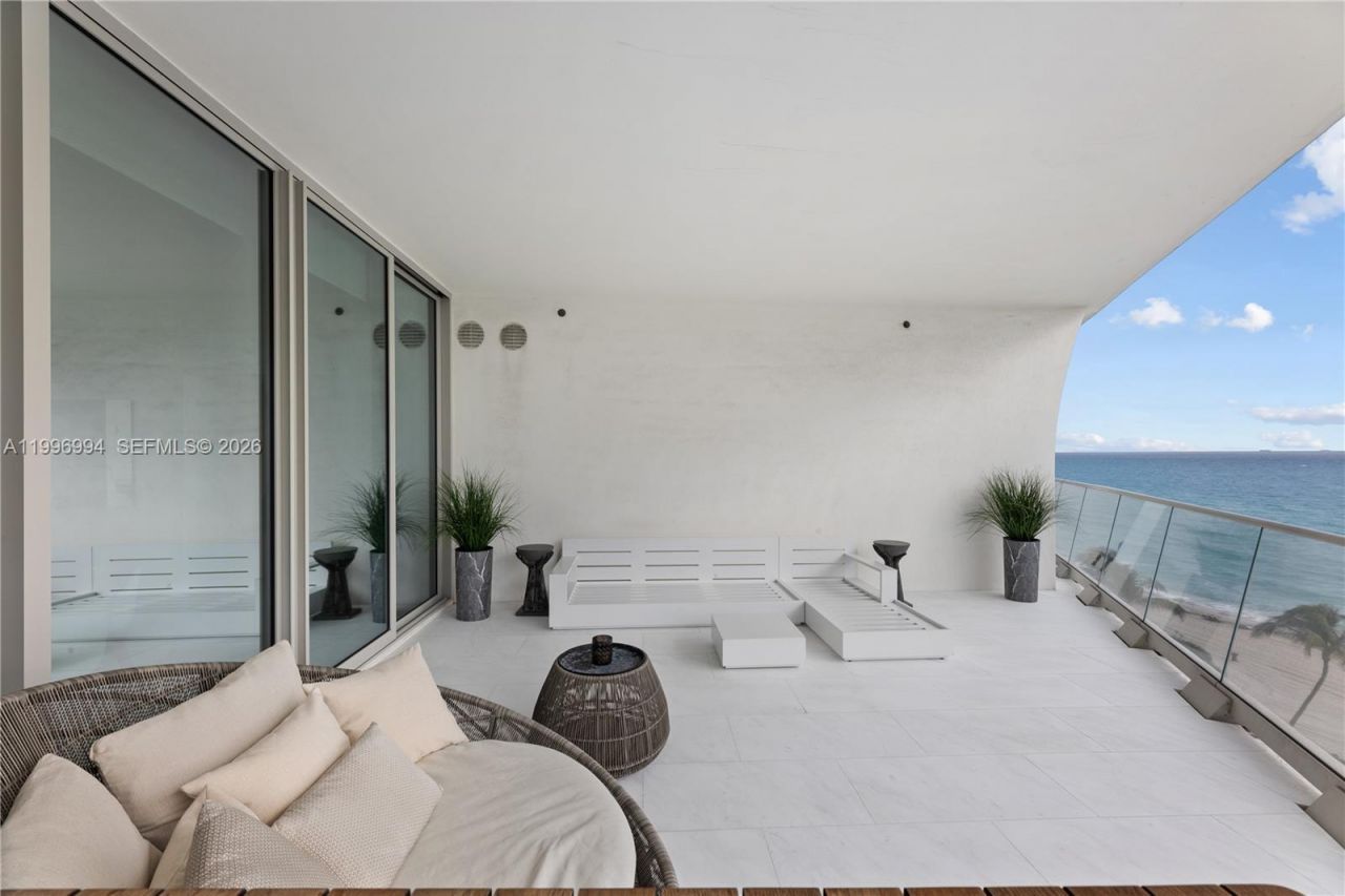 16901 Collins Ave, Unit 802, Sunny Isles Beach, FL 33160 Photo