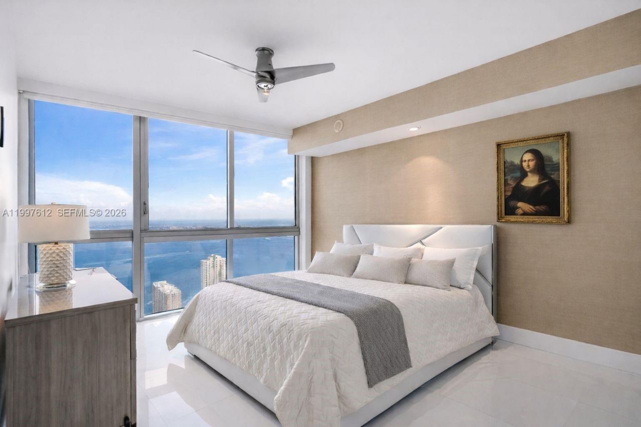 495 Brickell Ave, Unit 5301, Miami, FL 33131 Photo