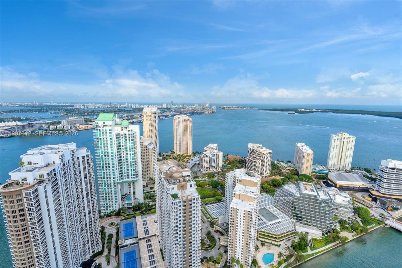 495 Brickell Ave, Unit 5301, Miami, FL 33131 Photo