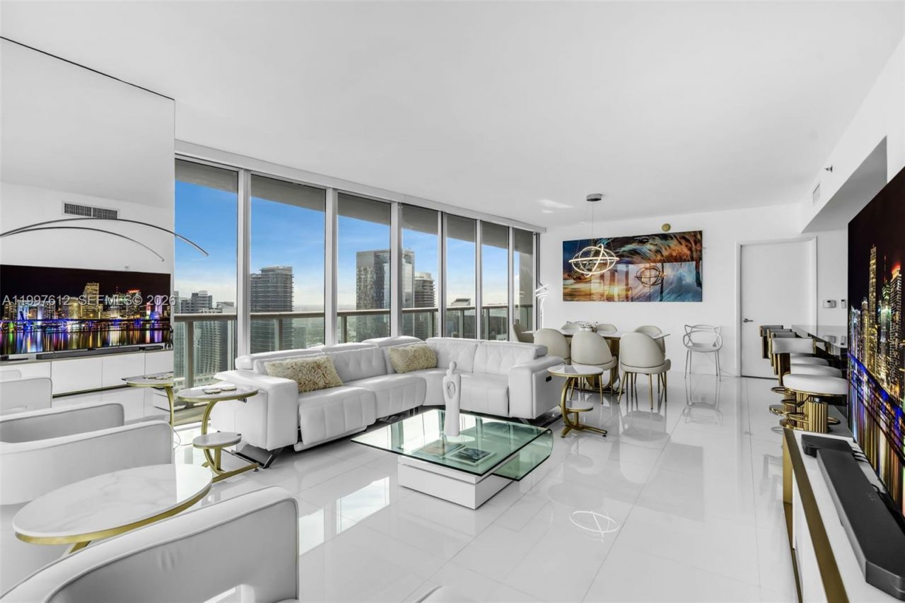 495 Brickell Ave, Unit 5301, Miami, FL 33131 Photo