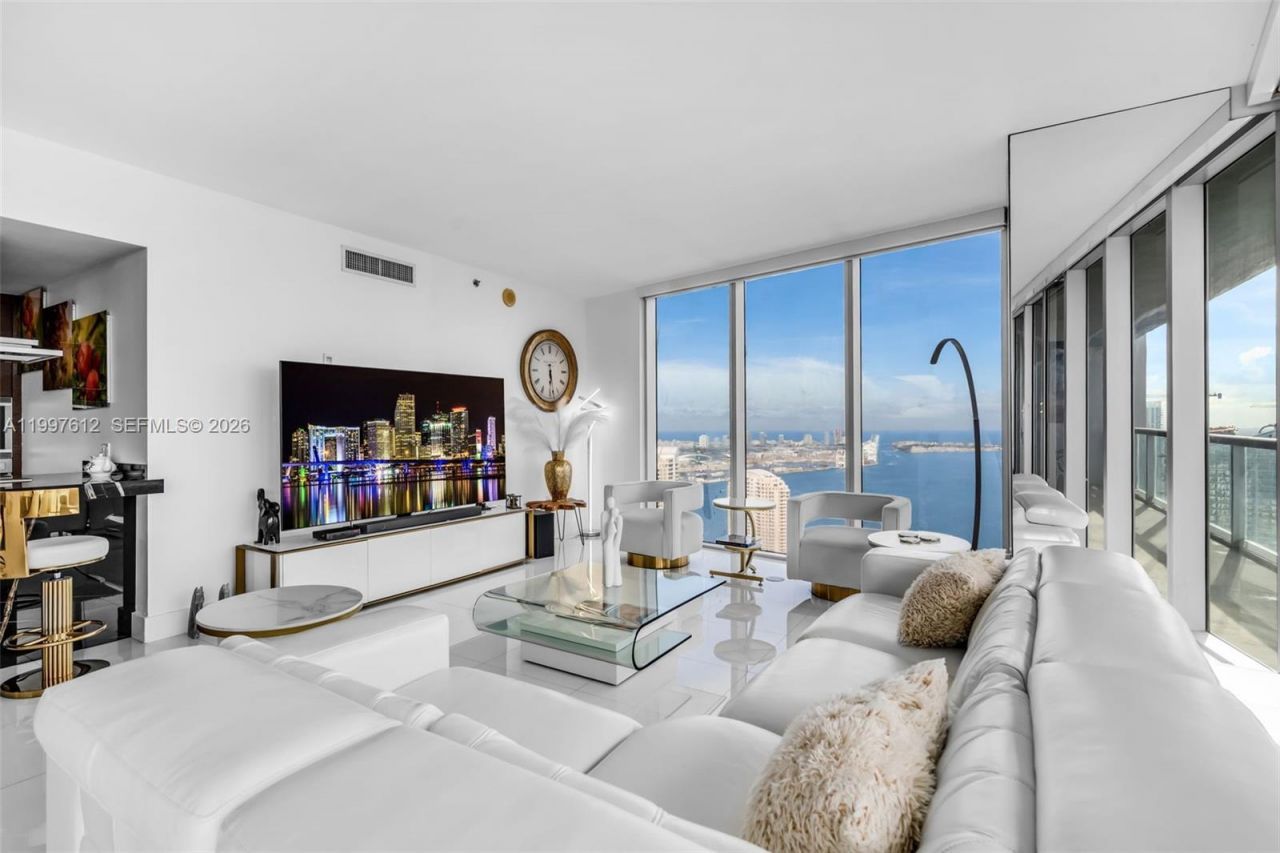 495 Brickell Ave, Unit 5301, Miami, FL 33131 Photo