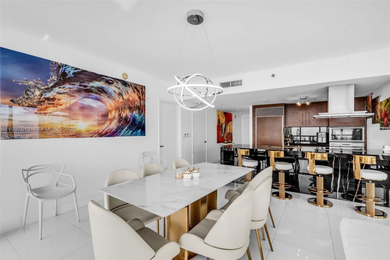 495 Brickell Ave, Unit 5301, Miami, FL 33131 Photo