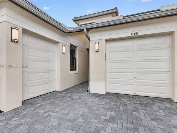 13455 SW Starkissed Ln, Unit 13455, Port St. Lucie, FL 34987