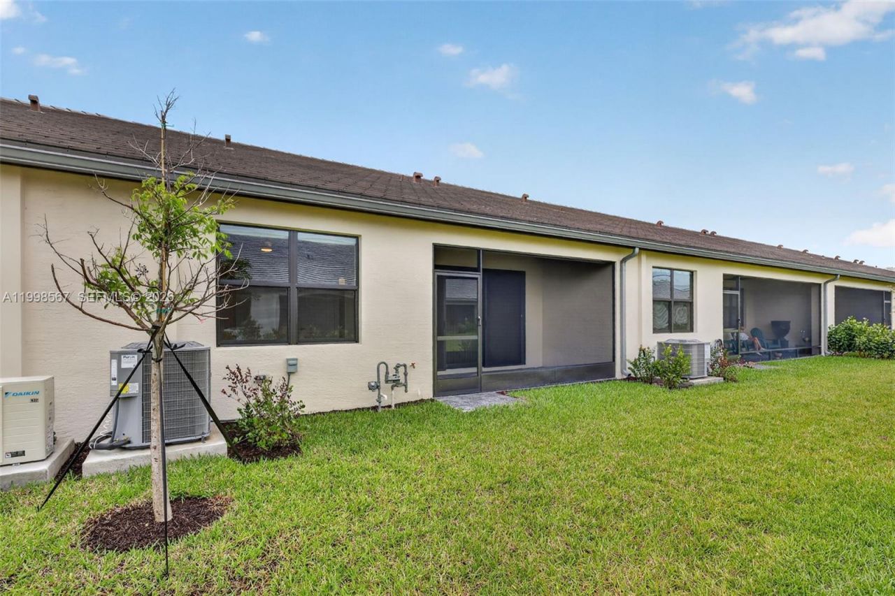 13455 SW Starkissed Ln, Unit 13455, Port Saint Lucie, FL 34987 Photo