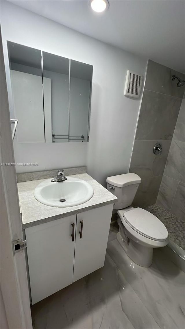 4480 Palm Ave, Unit 402, Hialeah, FL 33012 Photo