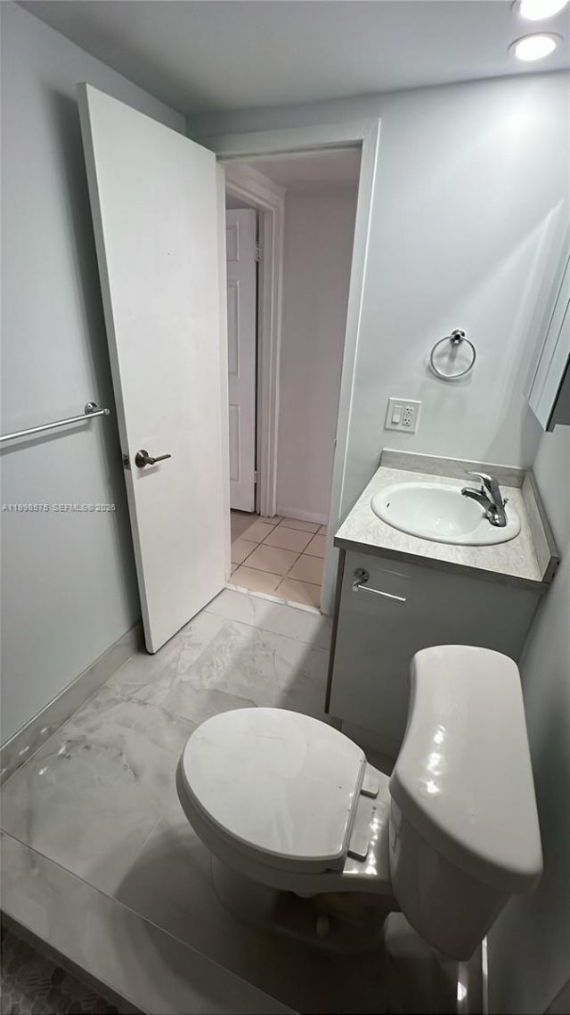 4480 Palm Ave, Unit 402, Hialeah, FL 33012 Photo