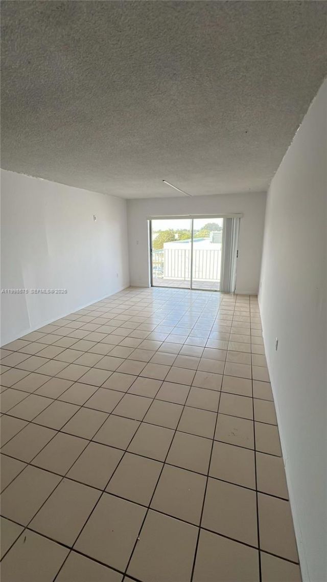 4480 Palm Ave, Unit 402, Hialeah, FL 33012 Photo