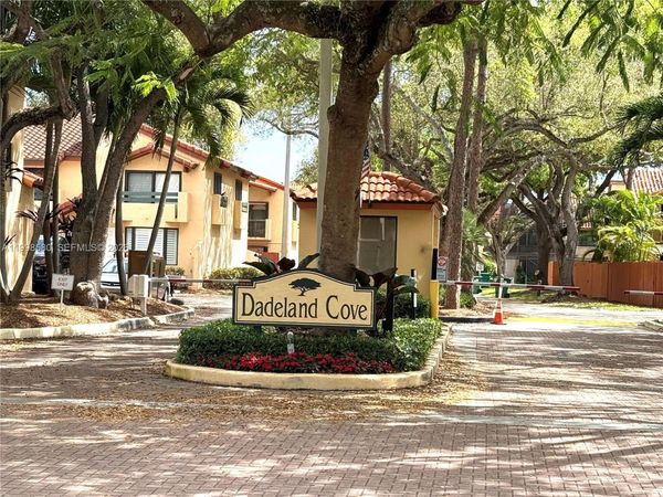 10029 SW 77th Ct, Miami, FL 33156