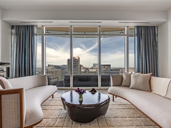 1918 Olive Street, Unit 2401, Dallas, TX 75201