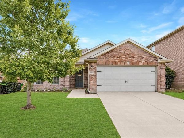 1682 Chukar Drive, Aubrey, TX 76227