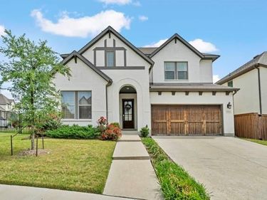 2201 Sandlin Drive, Fort Worth, TX 76008