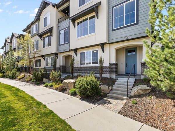 3362 E Exacta Dr, Boise, ID 83716