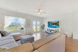 800 Lambeth Ln. photo 4