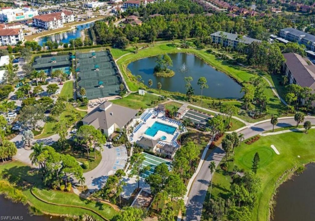 19880 Breckenridge Dr, Unit 308, Estero, FL 33928 Photo