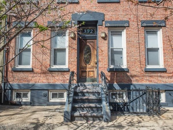 352 7Th St, Jersey, NJ 07302