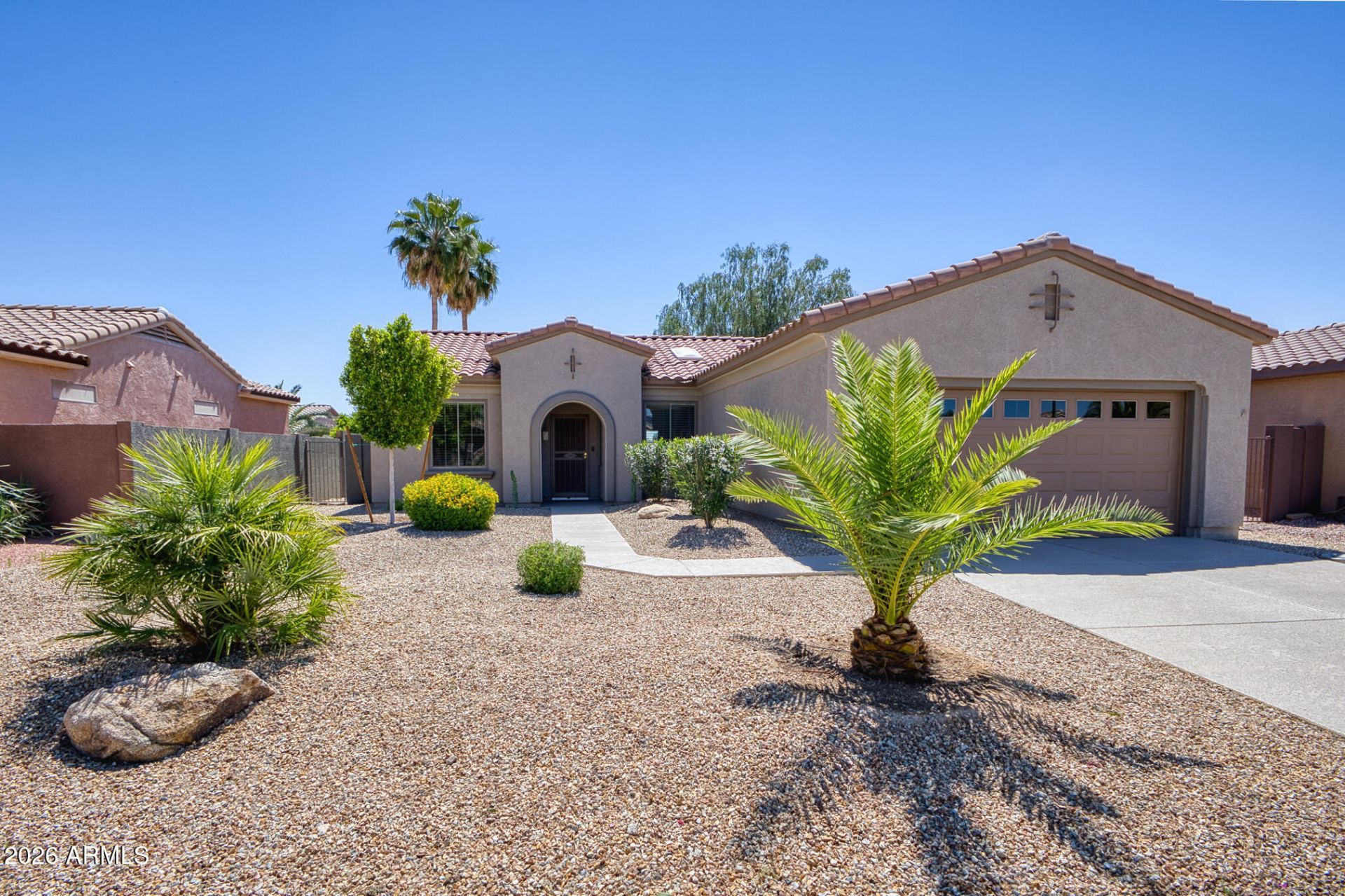 18973 N Aztec Point Drive, Surprise, AZ 85387 Main Photo