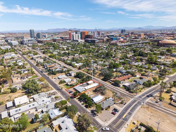 1219 S Farmer Avenue, Tempe, AZ 85281