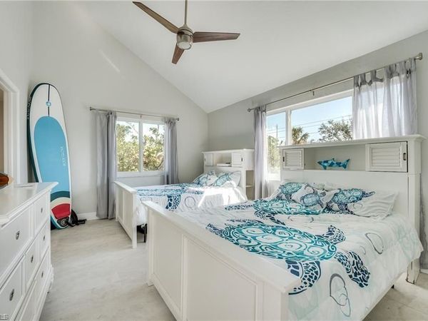 785 Rabbit Rd, Sanibel, FL 33957