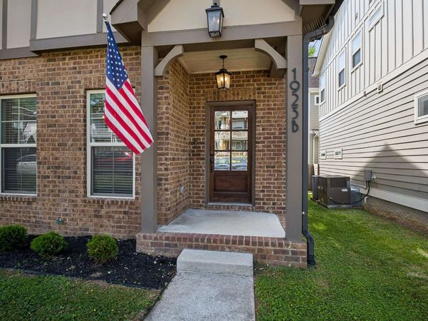 1923B 14th Avenue N, Nashville, TN 37208
