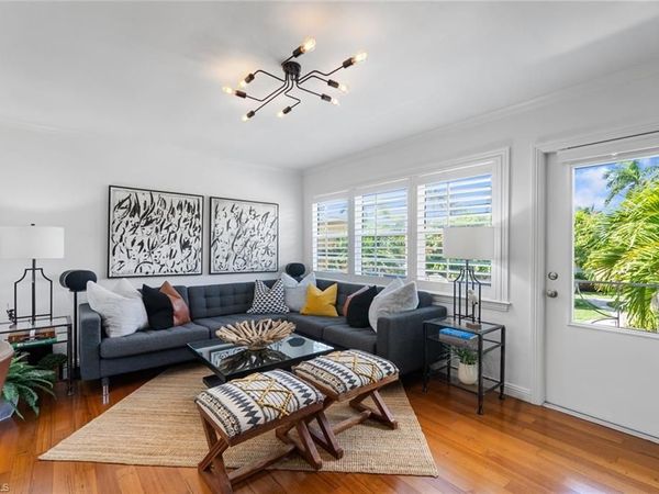 221 8th AVE S, Unit 221B, NAPLES, FL 34102