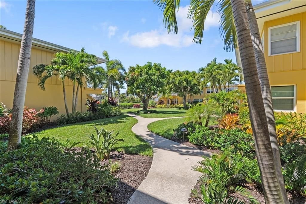 221 8th Ave S, Unit 221B, Naples, FL 34102 Photo