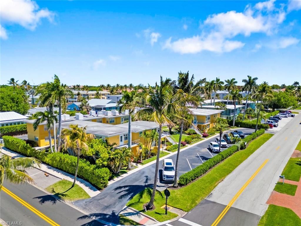 221 8th Ave S, Unit 221B, Naples, FL 34102 Photo