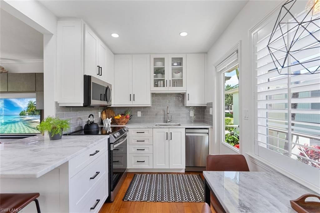 221 8th Ave S, Unit 221B, Naples, FL 34102 Photo