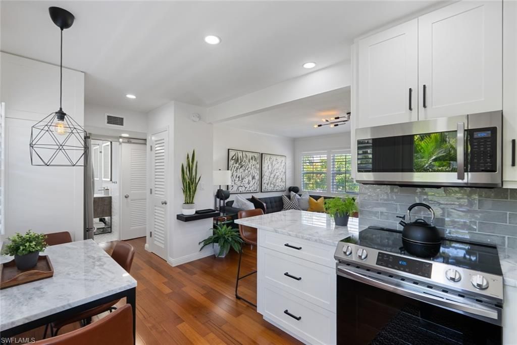 221 8th Ave S, Unit 221B, Naples, FL 34102 Photo