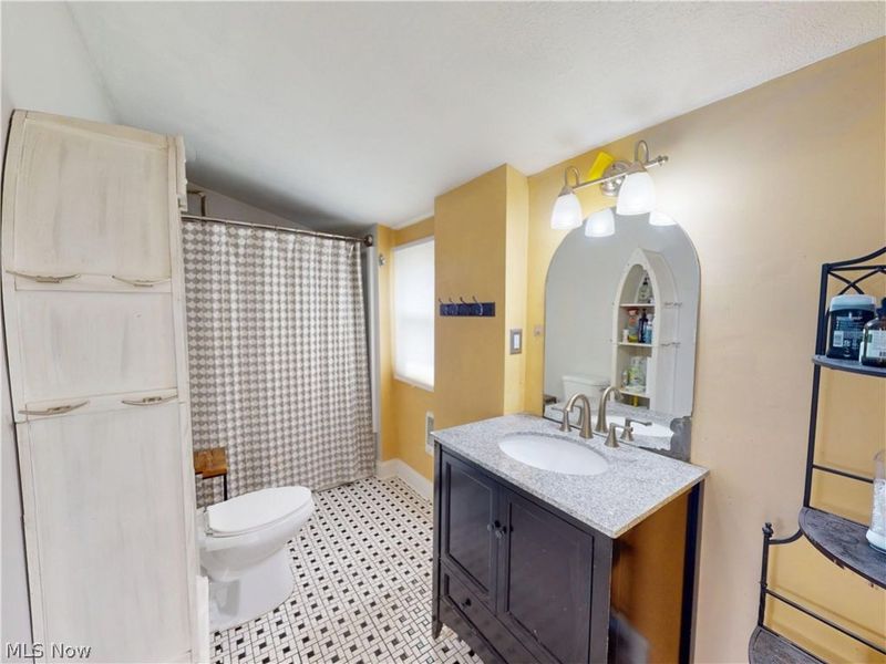 674 Portage Lakes Drive, Akron, OH 44319 Photo 16