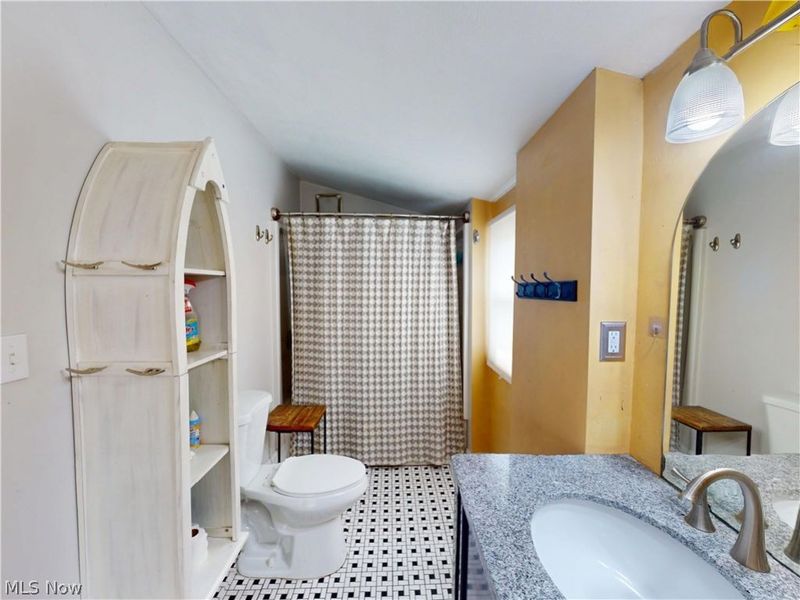 674 Portage Lakes Drive, Akron, OH 44319 Photo 17