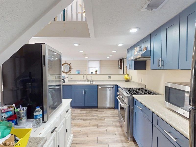 674 Portage Lakes Drive, Akron, OH 44319 Photo 25