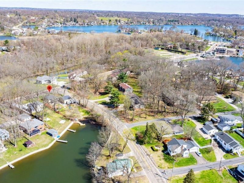 674 Portage Lakes Drive, Akron, OH 44319 Photo 8