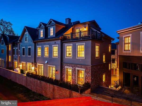 18 W MECHANIC STREET, Unit 1, NEW HOPE, PA 18938