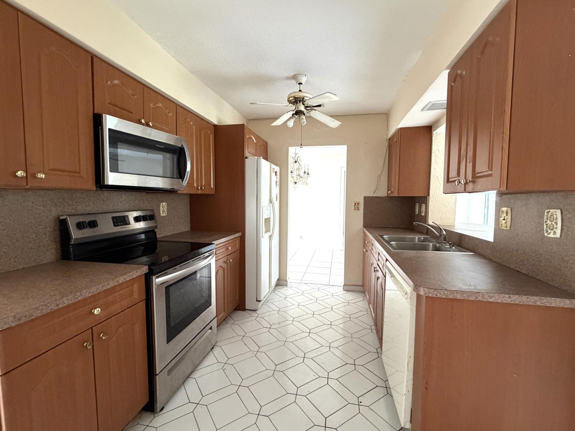 9210 NW 73rd Street, Tamarac, FL 33321 Photo