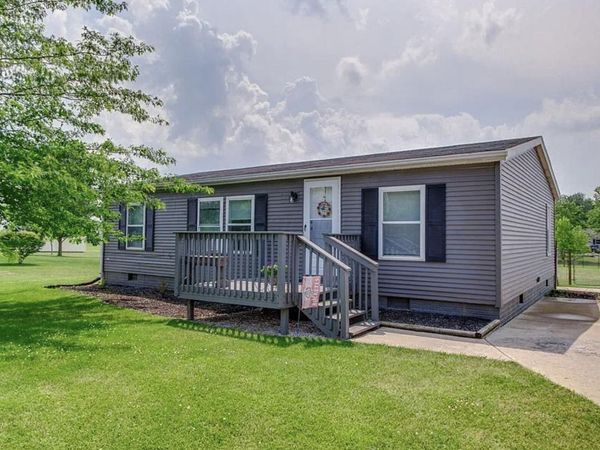 2473 Pole Lane Road, Marion, OH 43302