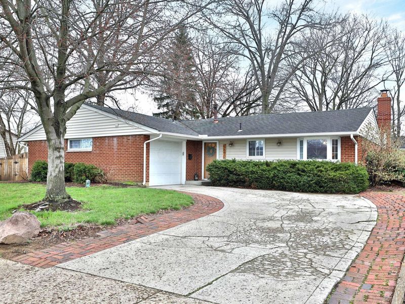 5650 Copenhagen Drive, Westerville, OH 43081 Photo 2