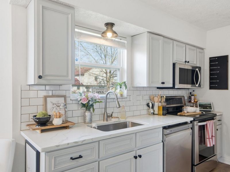 6592 Warriner Way, Canal Winchester, OH 43110 Photo 10