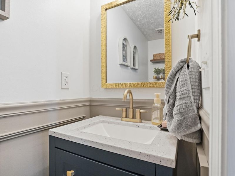 6592 Warriner Way, Canal Winchester, OH 43110 Photo 14