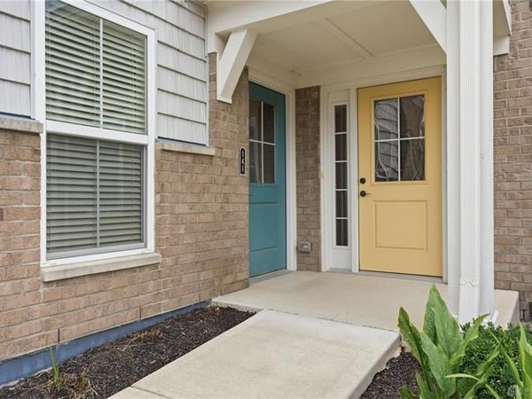 141 Old Pond Road, Springboro, OH 45066