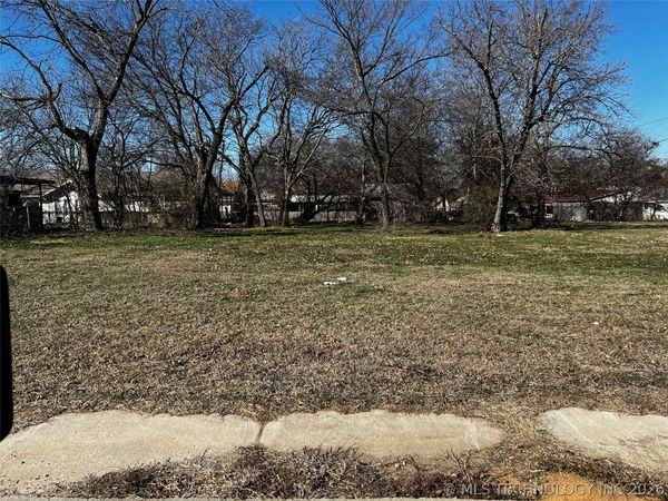 711 E Main , Ardmore, OK 73401