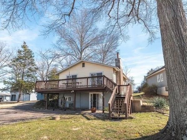1790 Lakeshore Drive, Cuba, MO 65453