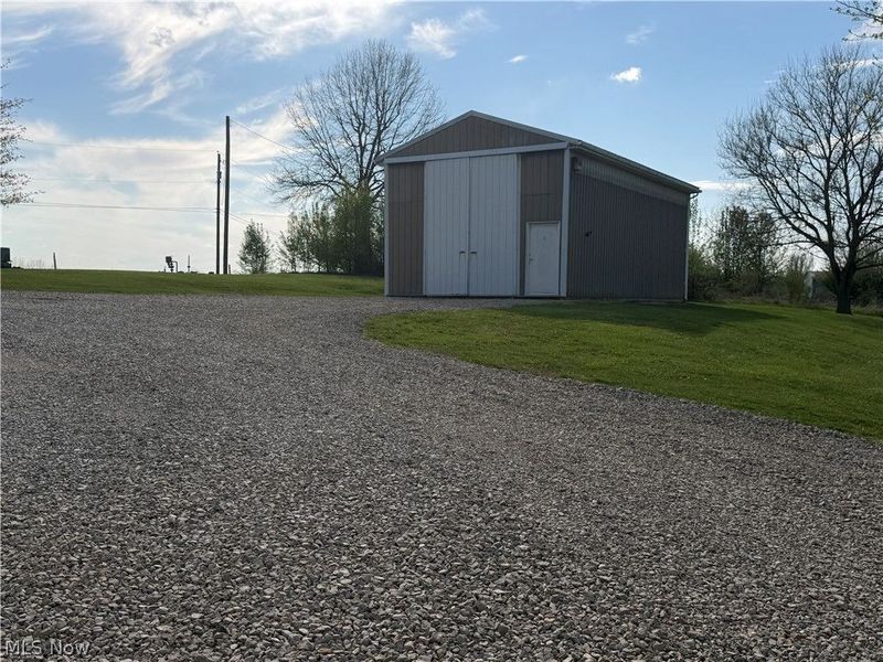 3585 Old Wheeling Road, Zanesville, OH 43701 Photo 6