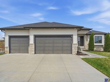 6516 Julia Circle , Lincoln, NE 68516