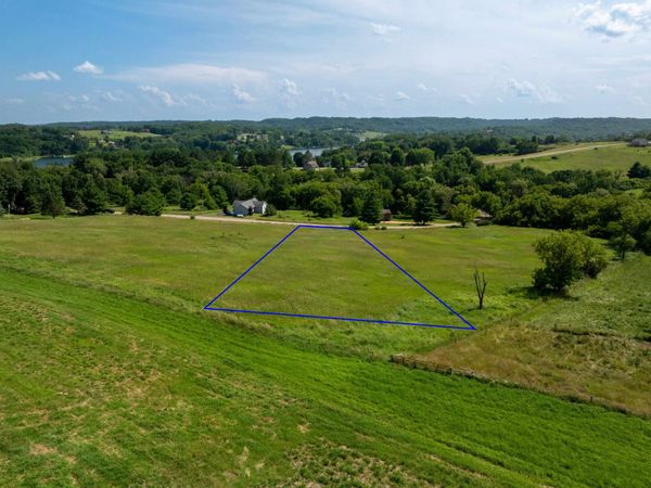 L1135 Amsterdam Court, La Valle, WI 53941