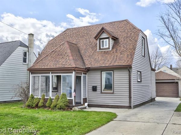 23067 Hazelwood Avenue, Hazel Park, MI 48030