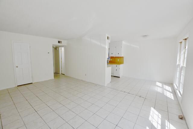 910 Sea Gull Drive Photo 4