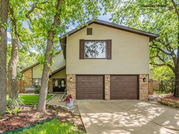 3008 Glenwood Court, Bedford, TX 76021