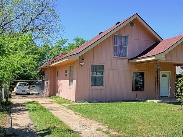 3819 N Nichols Street, Fort Worth, TX 76106